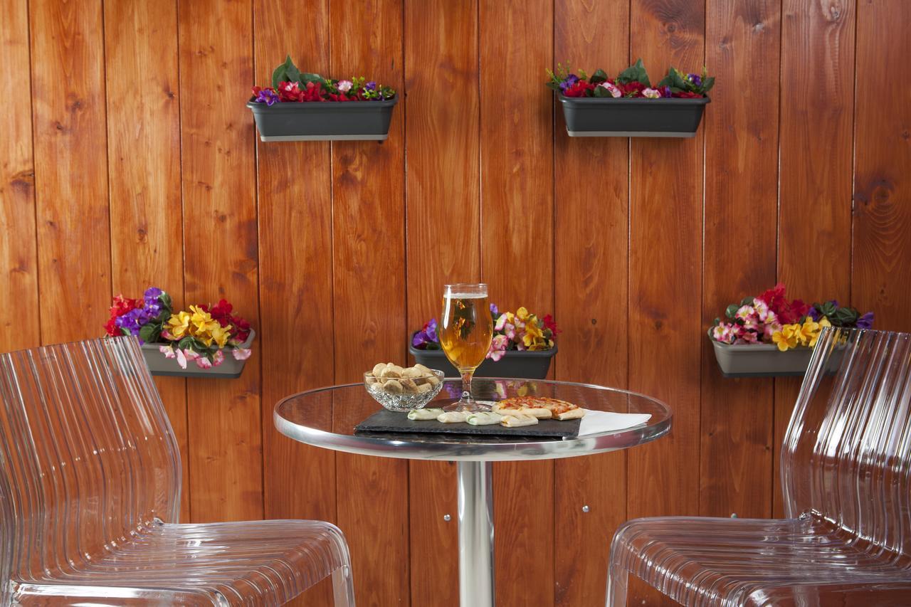 Enjoy Vida Bed and Breakfast Casola di Napoli Buitenkant foto