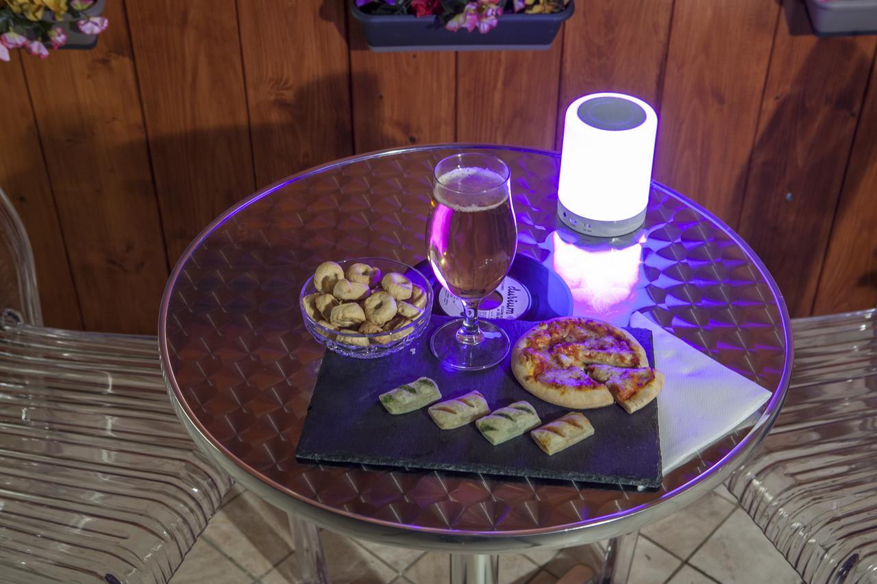 Enjoy Vida Bed and Breakfast Casola di Napoli Buitenkant foto