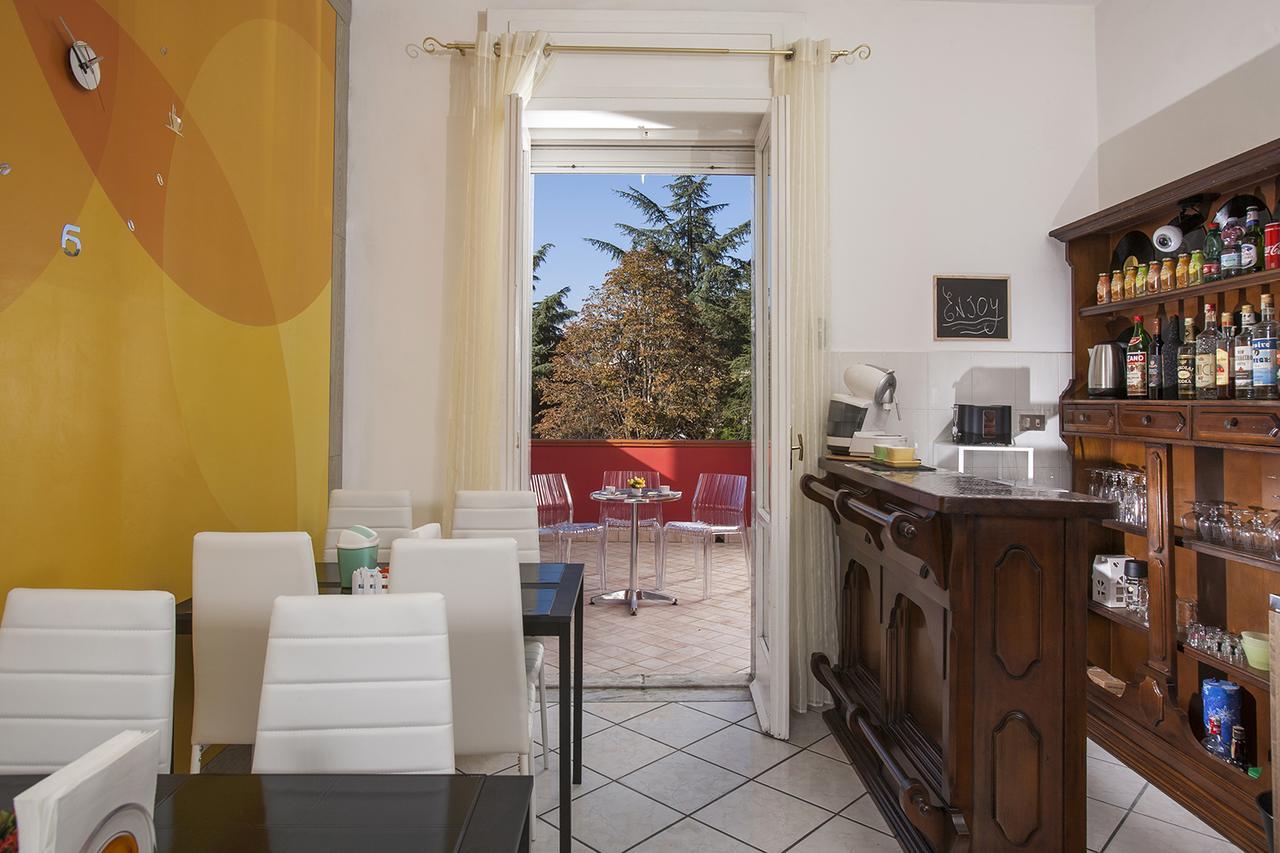 Enjoy Vida Bed and Breakfast Casola di Napoli Buitenkant foto